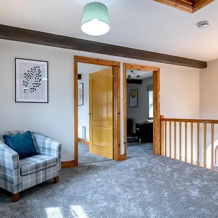 펜션 Waltons Close *