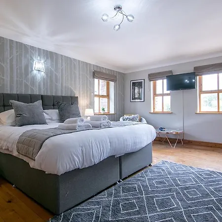 펜션 Waltons Close *